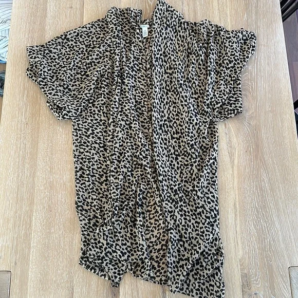 Aerie Leopard Kimono - Picture 3 of 3